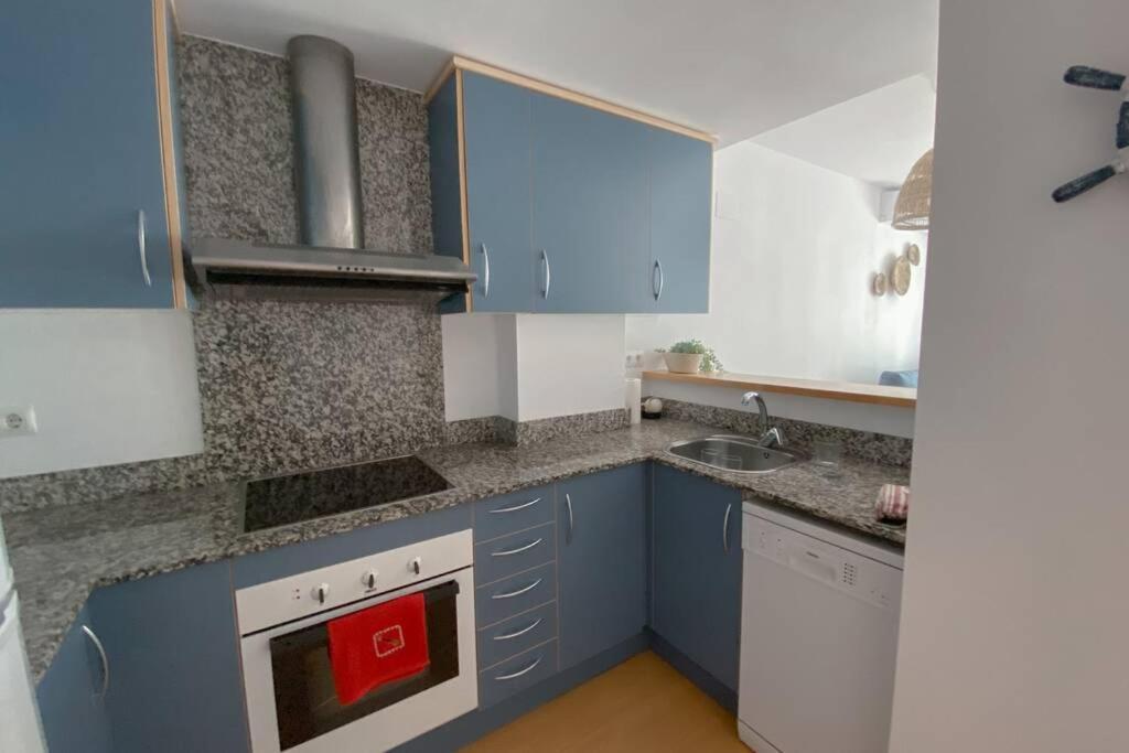 Blue Marina - Terraza, Piscina Y Wifi Gratis Apartment Росес Екстериор снимка