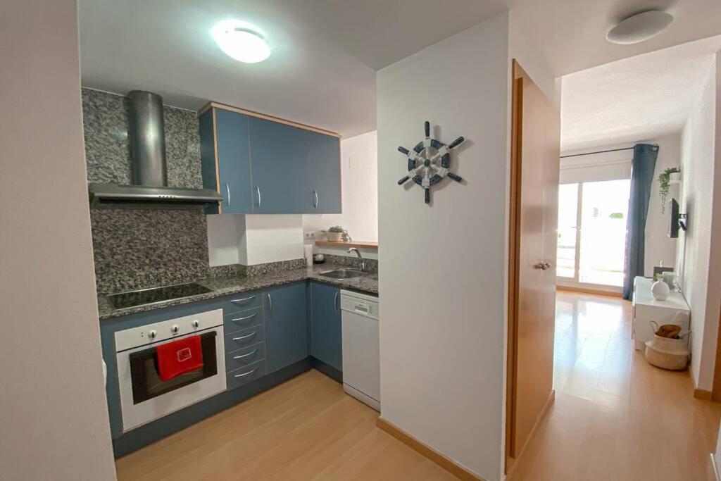 Blue Marina - Terraza, Piscina Y Wifi Gratis Apartment Росес Екстериор снимка