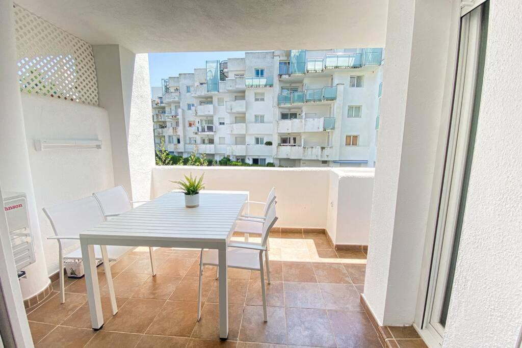 Blue Marina - Terraza, Piscina Y Wifi Gratis Apartment Росес Екстериор снимка